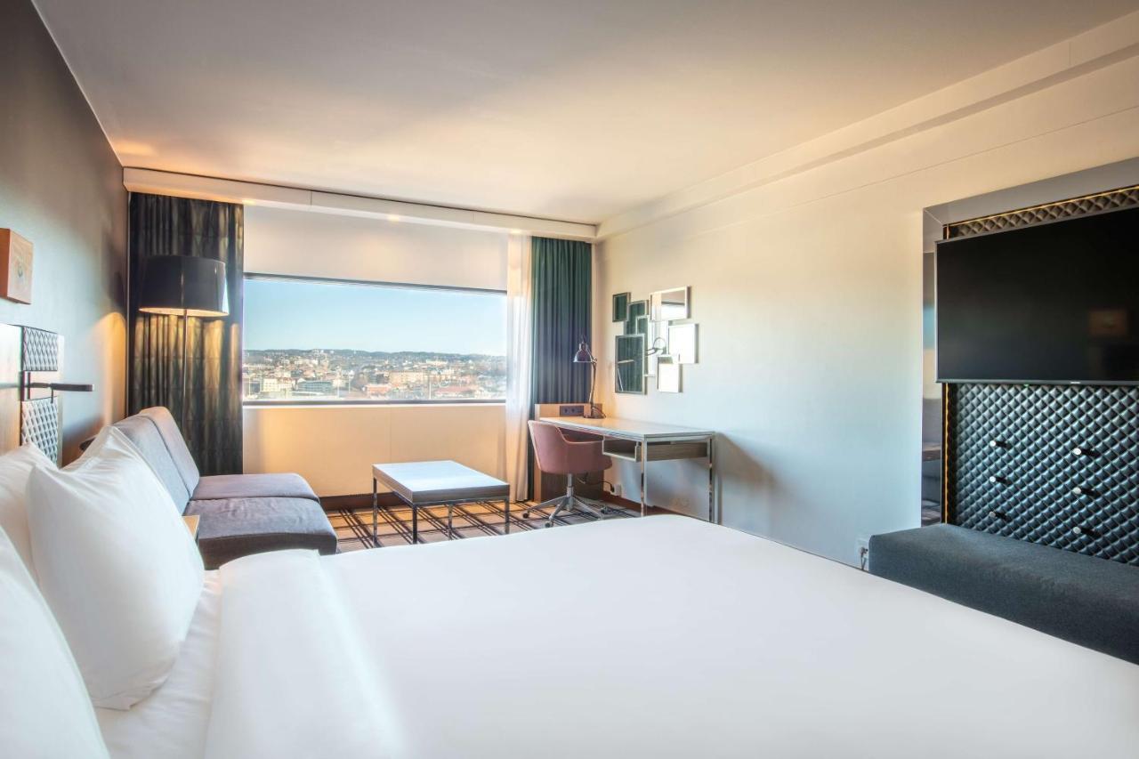 Radisson Blu Scandinavia Hotel, Hotel